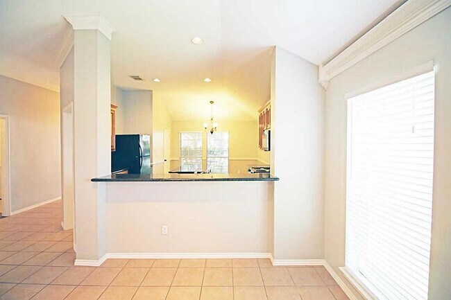 Foto del edificio - 21922 Golden Cedar Dr