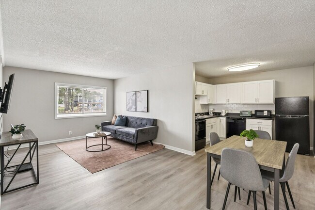 Foto del edificio - 914 Winthorne Dr