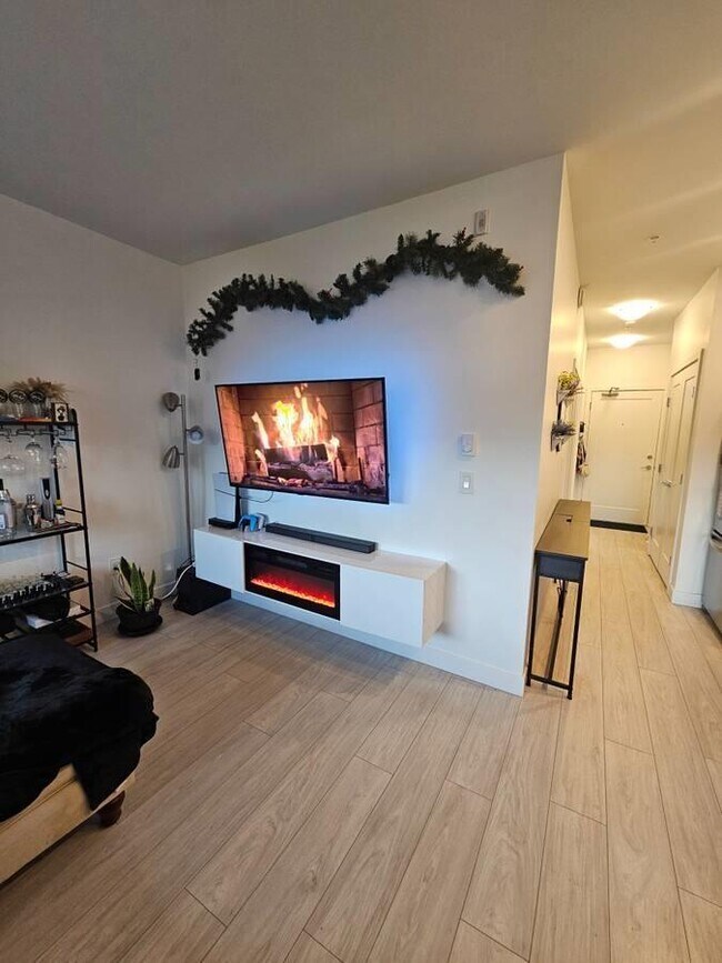 Photo du bâtiment - 18811-272 72 Ave