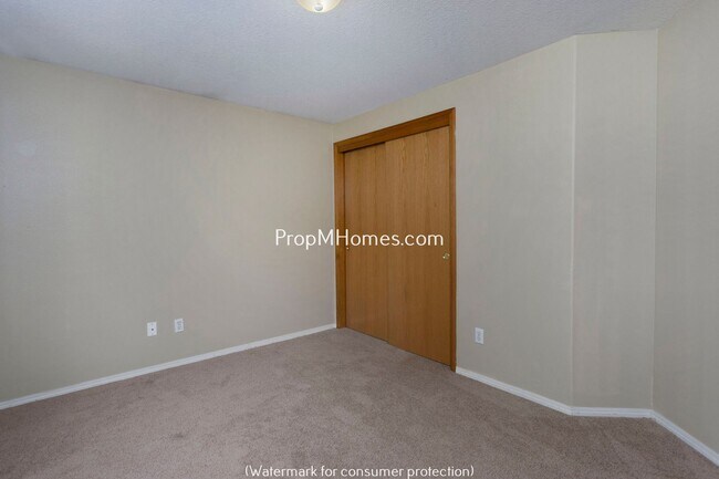 Foto del edificio - Alluring Three Bedroom Sherwood Home w/ Fe...