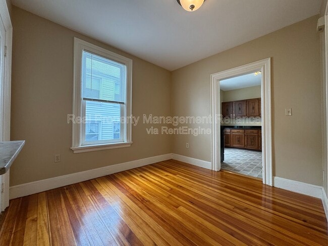 Foto del edificio - 16 Franklin Pl