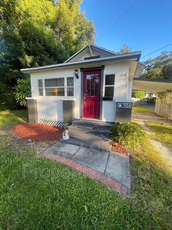 Foto principal - 924 Vistabula St