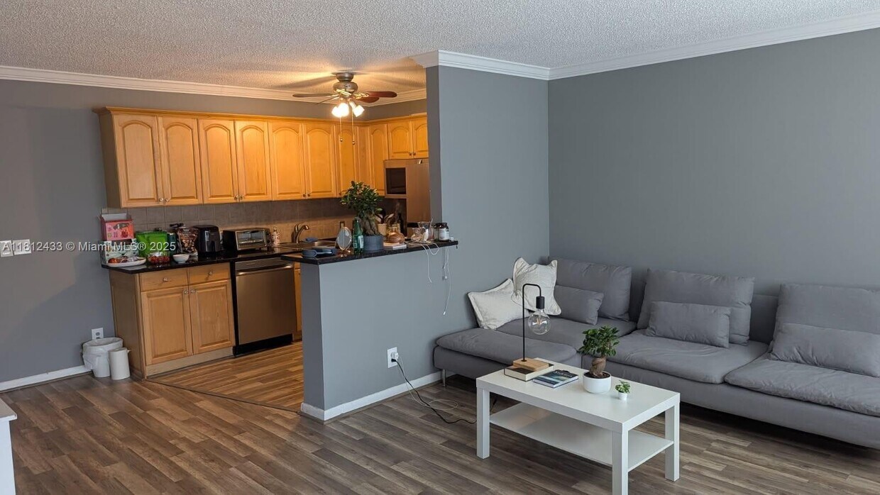 Foto principal - 286 Mansfield G