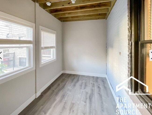 Foto del edificio - 5941 N Magnolia Ave