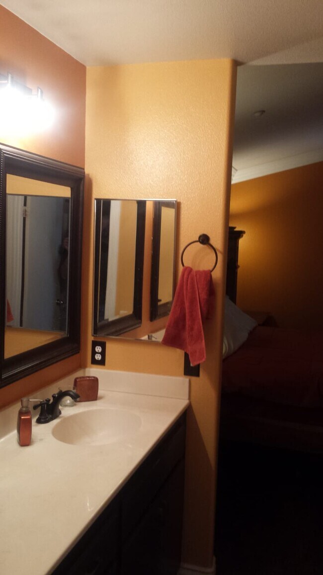 Foto del edificio - 3236 Kelisa Ln