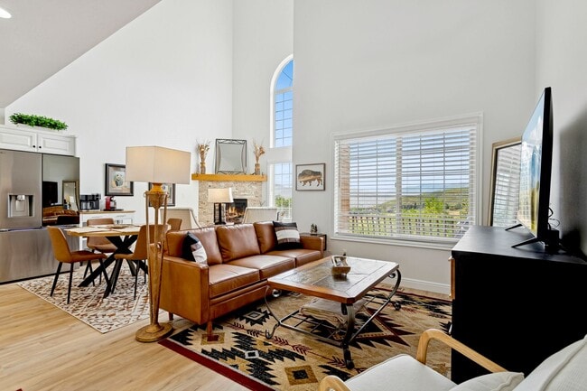 Foto del edificio - 1031 W Grindelwald Ct