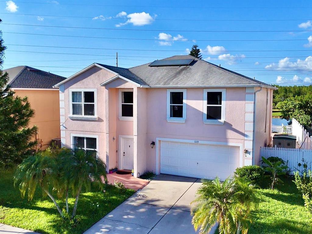Foto principal - 1219 Kempton Chase Pkwy