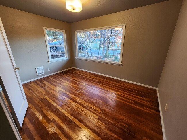 Foto del edificio - 1665 NW 4th St