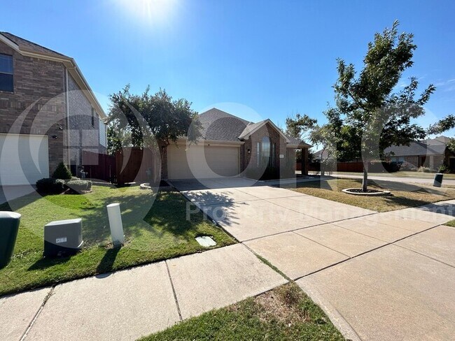 Foto del edificio - 2801 Coyote Trail