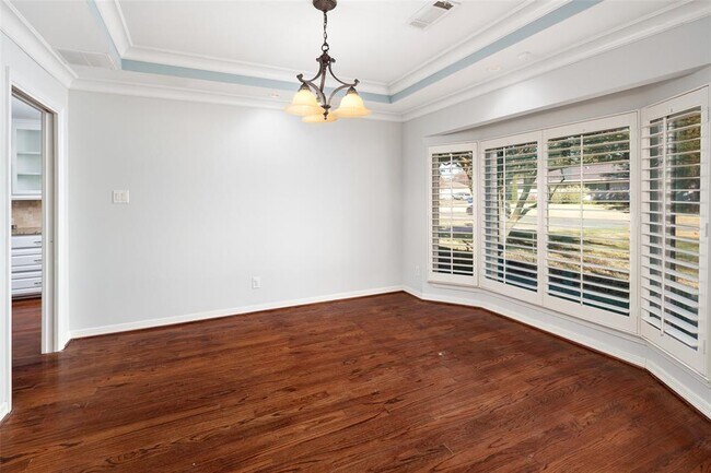 Foto del edificio - 3722 Shady Hill Dr