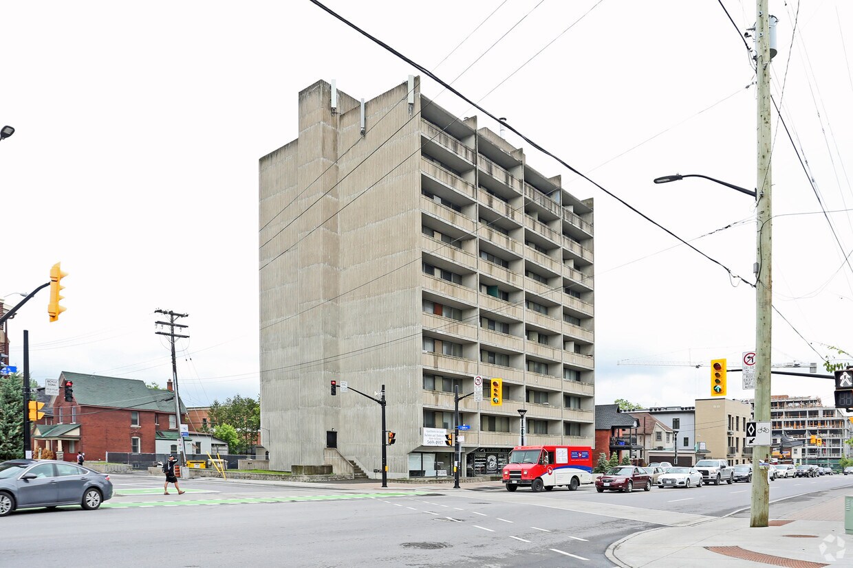 Le Marquis Apartments 95 Main St Ottawa, ON