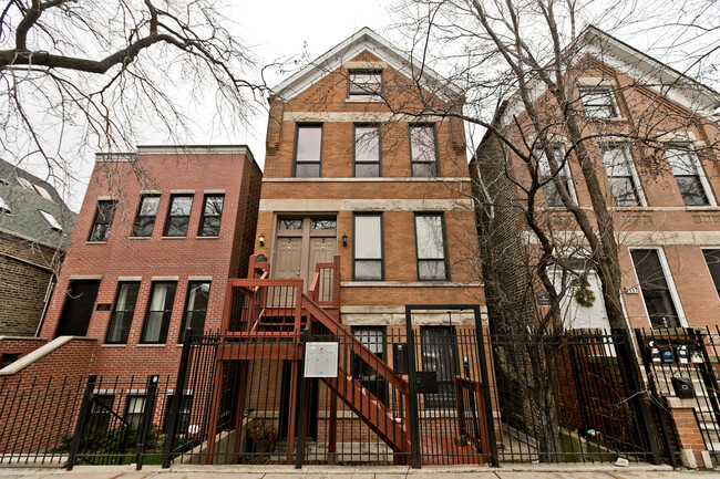 Foto del edificio - 2121 N Winchester Ave