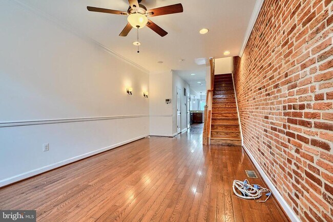 Foto del edificio - 1546 S Hanover St
