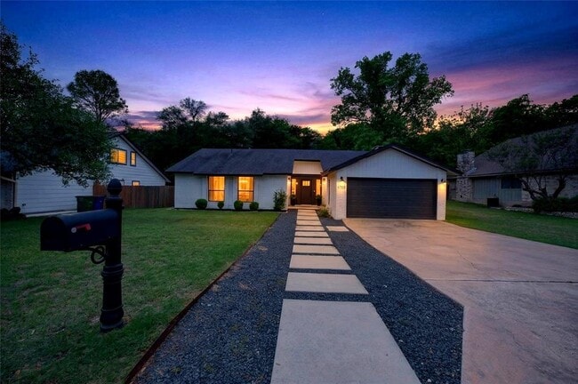 Building Photo - 6703 Danwood Dr
