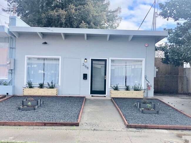 Foto del edificio - 2158 Slater St