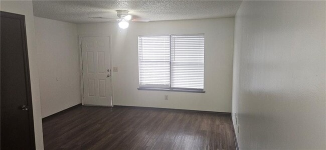 Building Photo - 635 Whitham Ave