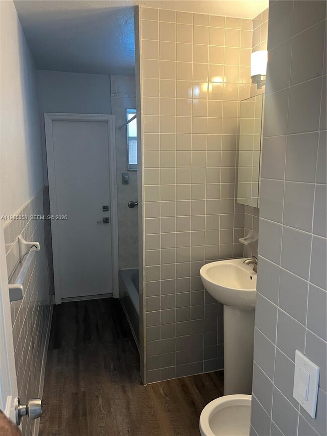 Foto del edificio - 3310 SW 94th Pl