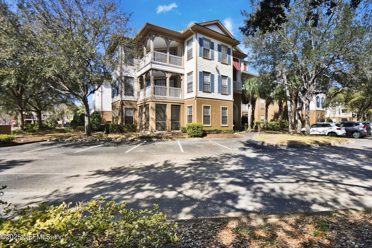 Foto principal - 12700 Bartram Park Blvd