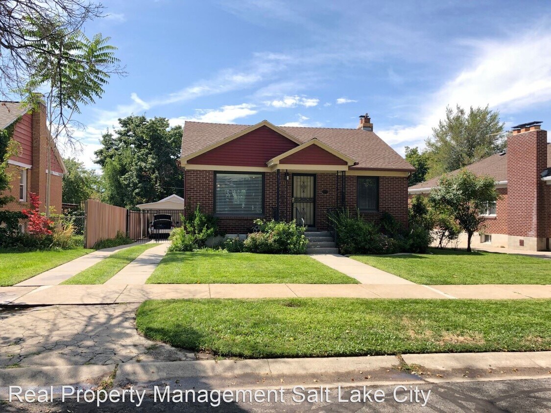 Foto principal - 4 br, 3 bath House - 1632 E Downington Ave