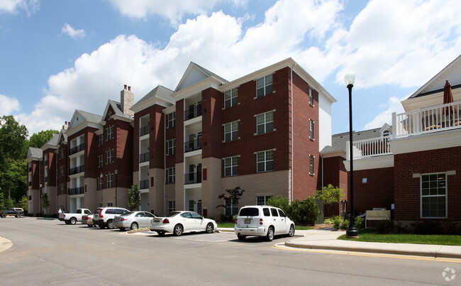 Building Photo - Waltonwood Cary Parkway