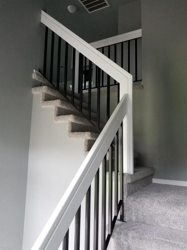 Foto del edificio - 4105 Berkshire Dr