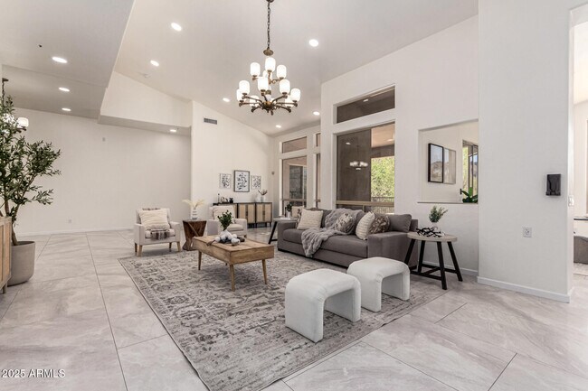 Foto del edificio - 13793 E Lupine Ave