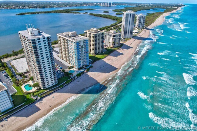 Building Photo - 5420 N Ocean Dr