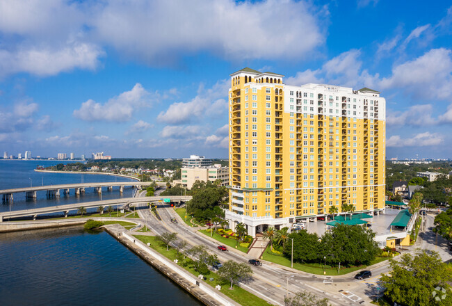 Vista de la propiedad - 345 Bayshore Blvd