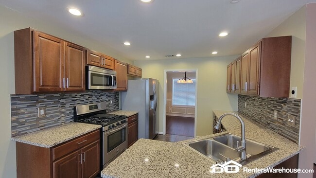 Foto del edificio - 1165 Amhearst Oaks Dr