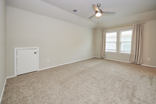 Building Photo - 9291 Inland Leather Ln