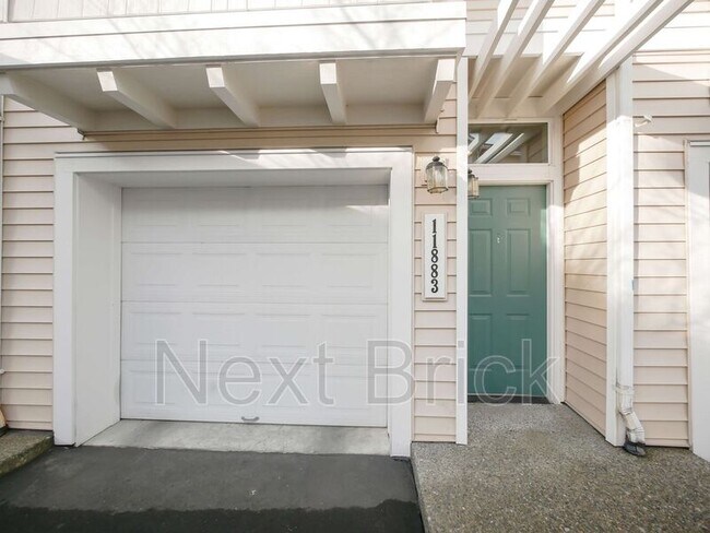 Building Photo - 11883 NE 163rd Pl