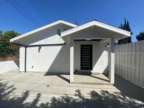 Building Photo - 18635 Community St
