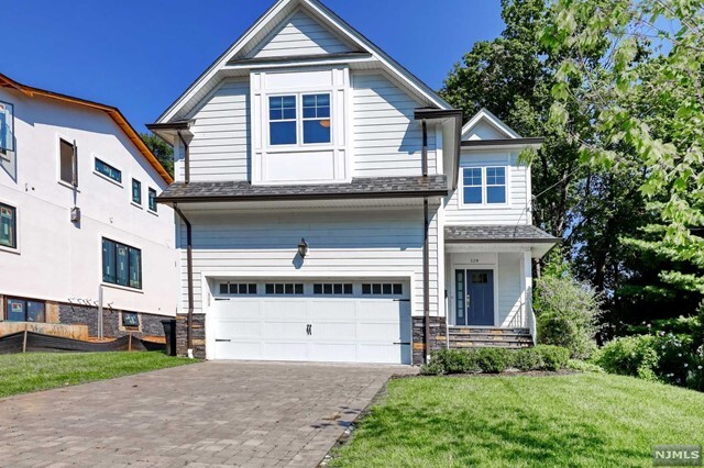 Primary Photo - 119 Columbus Dr