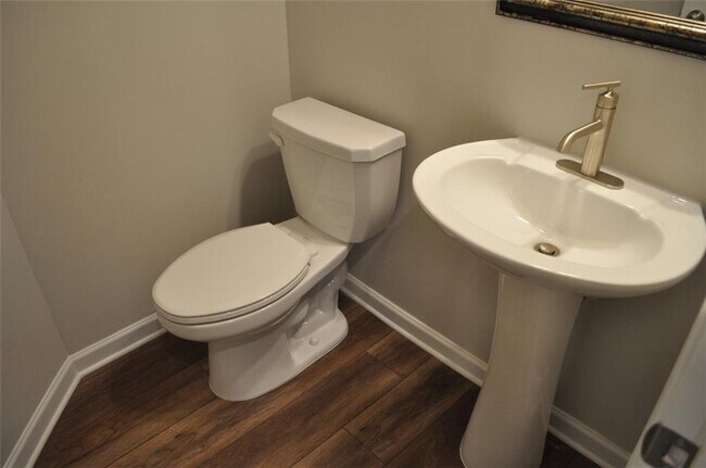Foto del edificio - 1320 Endicott Ct