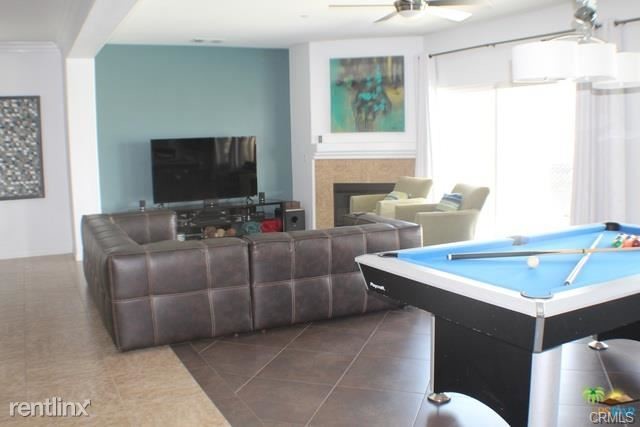 Building Photo - 4 br, 3 bath House - 1320 Vista Sol