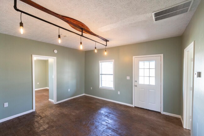 Foto del edificio - 304 Quigley St