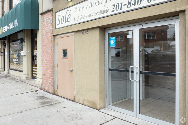 Entrance - Sole