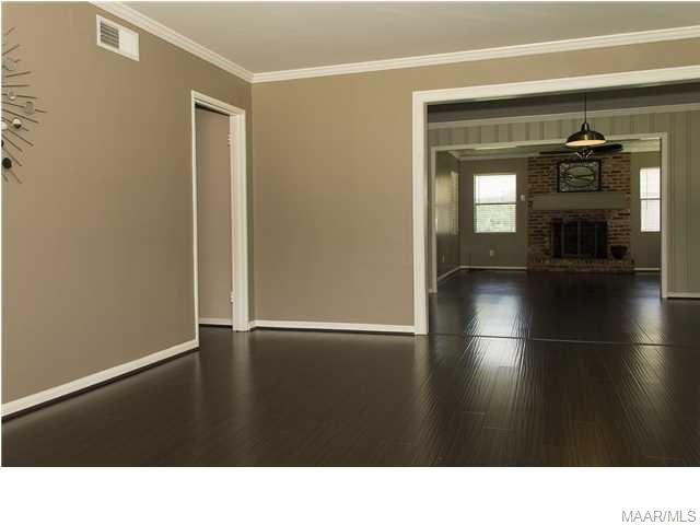 Building Photo - 1062 Rosedale Dr