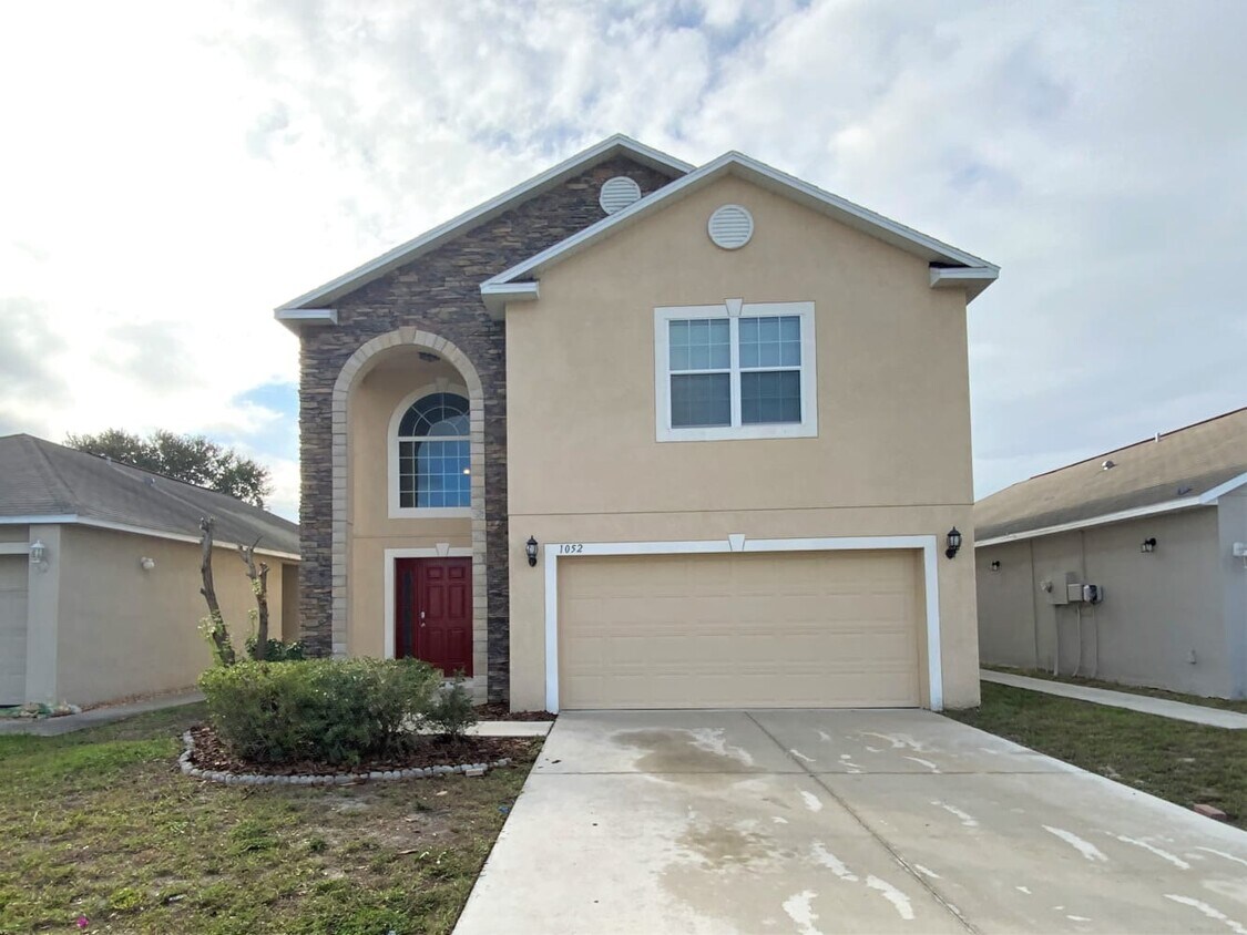 1052 Brenton Leaf Dr House Rental in Ruskin, FL