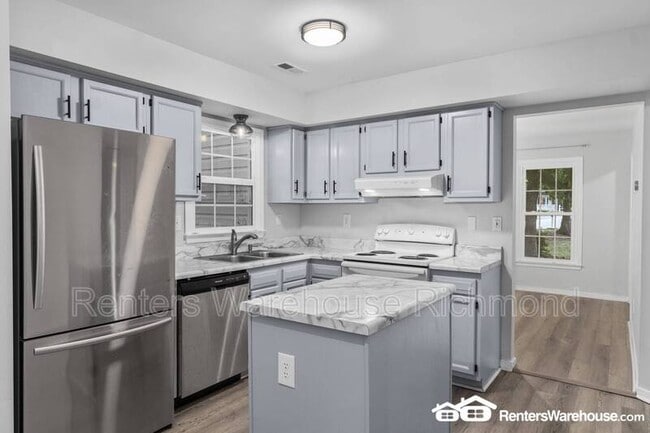 Building Photo - 2301 Strangford Ct