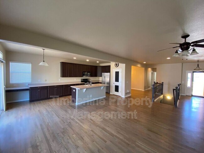 Foto del edificio - 14786 Air Garden Ln