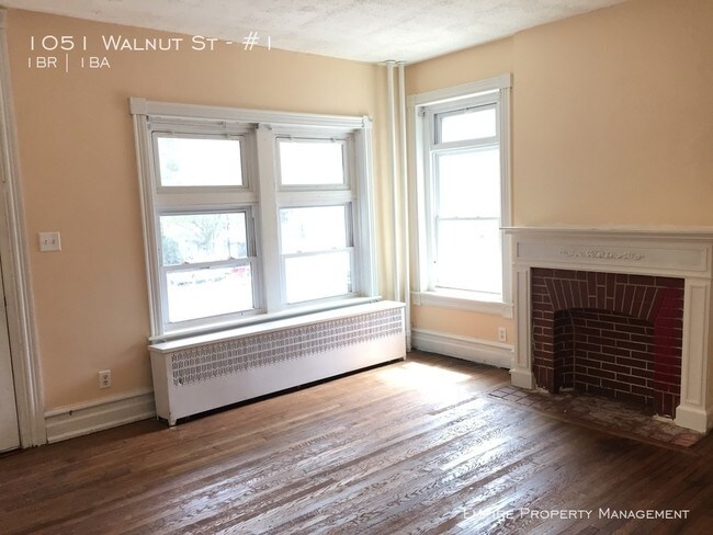Building Photo - 1051 Walnut St