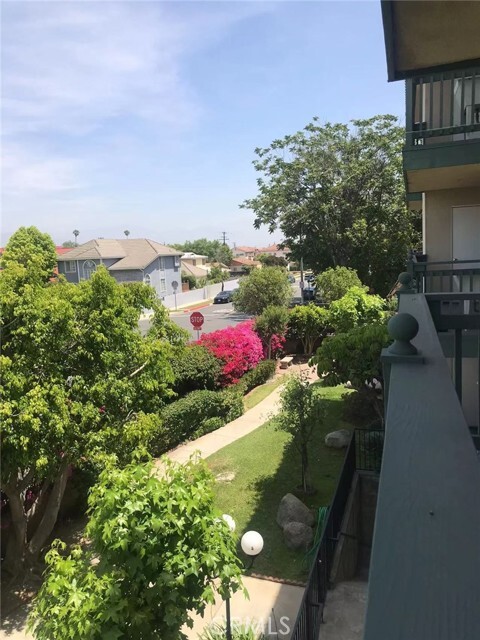 Foto principal - 321 N Orange Ave