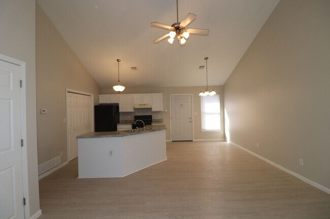 Foto del edificio - Remodeled Duplex Rent ready!