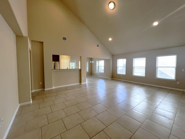 Building Photo - 509 Longhorn Cavern Rd