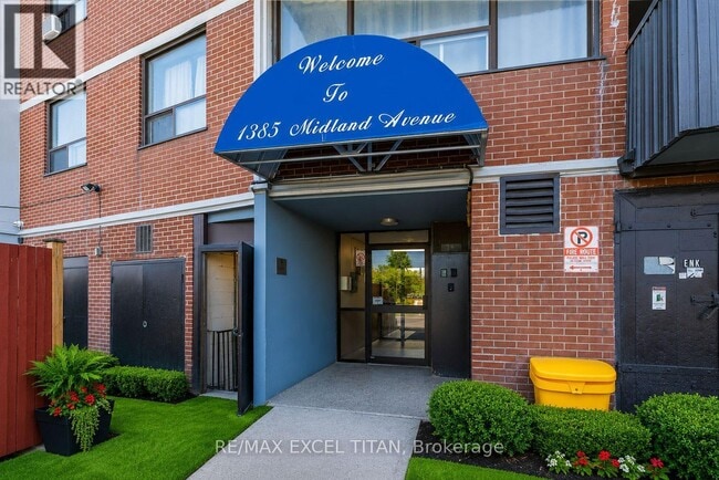 Building Photo - 1385 Midland Ave