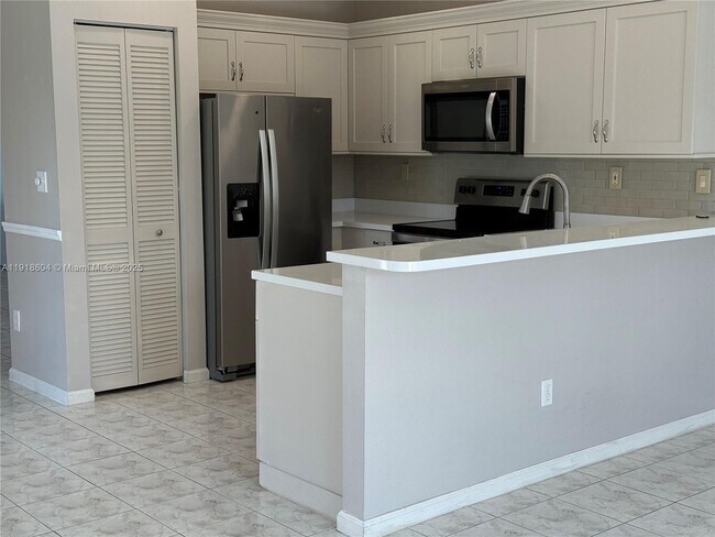 Foto del edificio - 17449 SW 143rd Pl