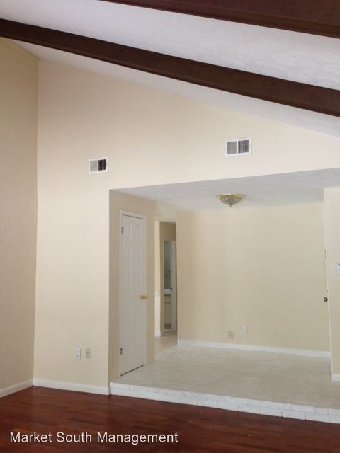 Foto del edificio - 3 br, 2.5 bath House - 1 Chantilly Court