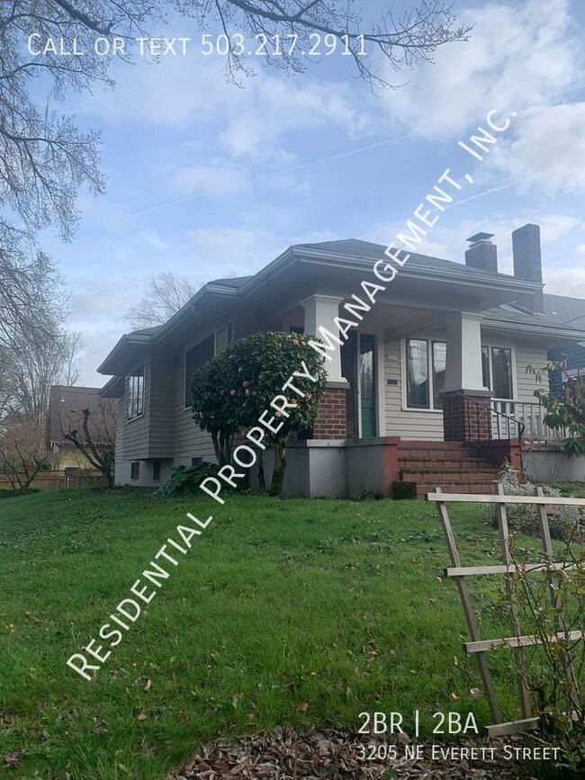 Foto del edificio - Laurelhurst Portland Bungalow on Corner Lot!