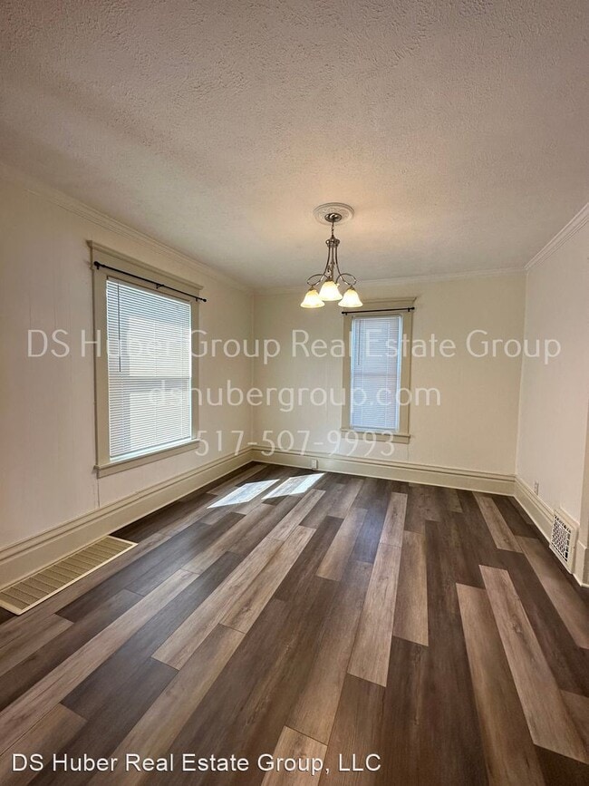 Building Photo - 3 br, 1 bath House - 1606 Martin St.